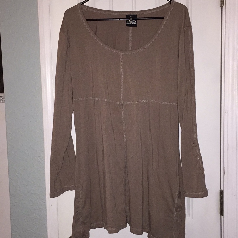 Noelle Tunic Top